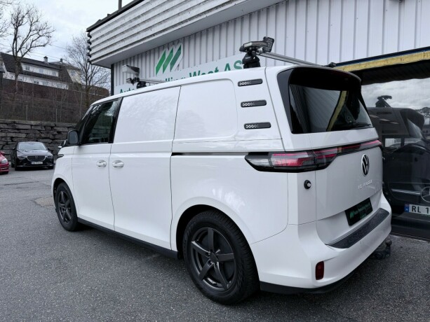 volkswagen-id-buzz-elektrisitet-2025-big-4