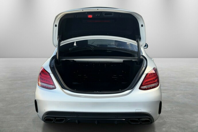 mercedes-benz-bensin-2016-big-9