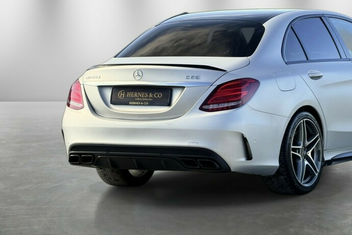 mercedes-benz-bensin-2016-big-5