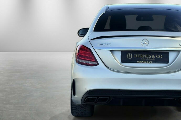 mercedes-benz-bensin-2016-big-6