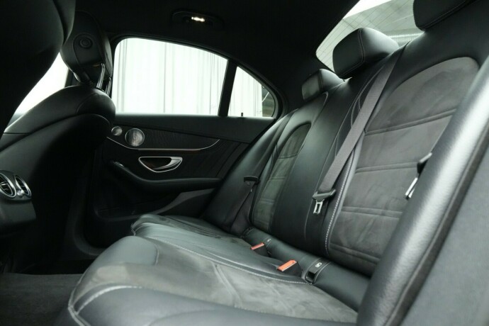 mercedes-benz-c63-bensin-2016-big-42
