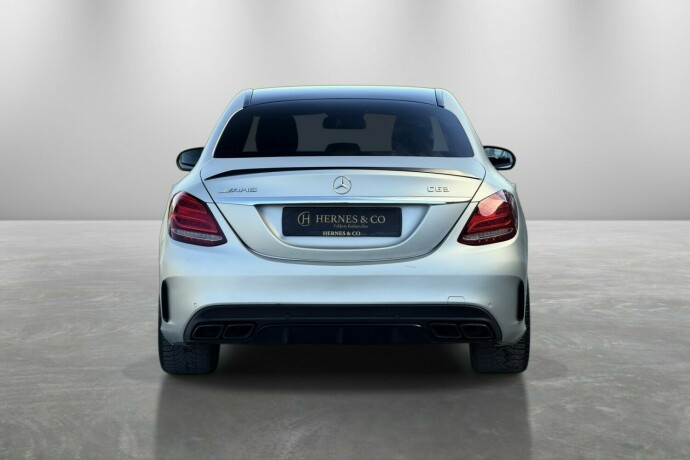 mercedes-benz-bensin-2016-big-7