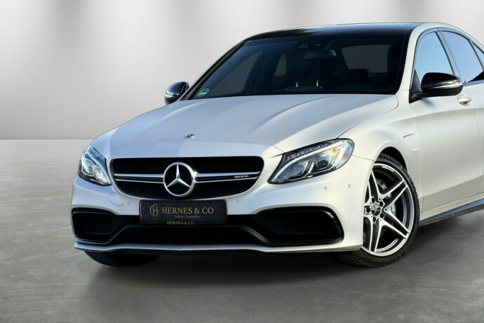 mercedes-benz-bensin-2016-big-1