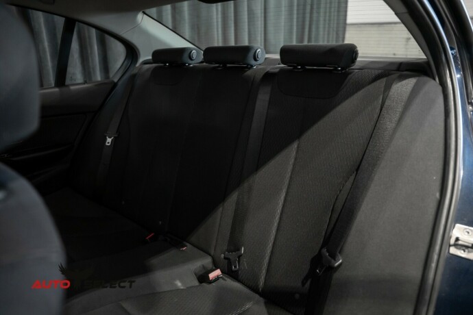 bmw-3-serie-diesel-2012-big-16