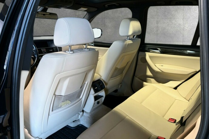 bmw-x3-diesel-2012-big-15