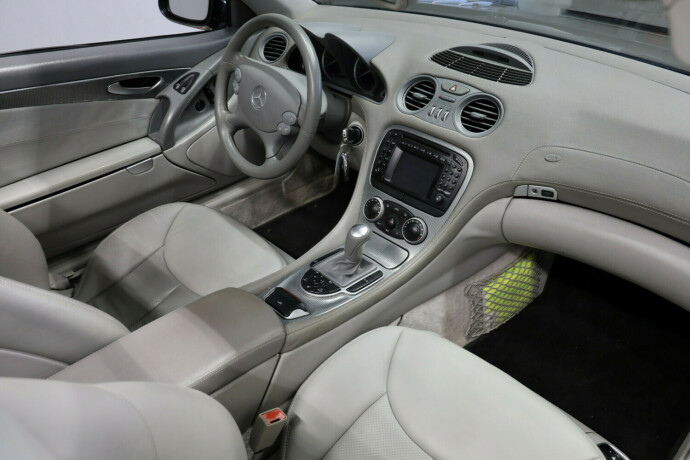 mercedes-benz-sl-bensin-2003-big-9