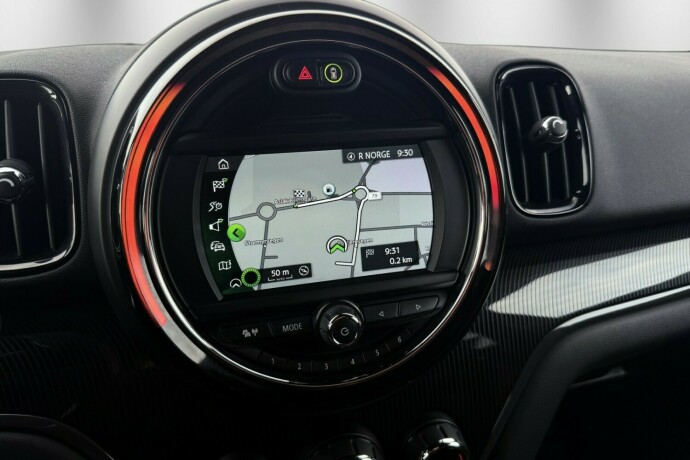 mini-countryman-elektrisitetbensin-2019-big-16