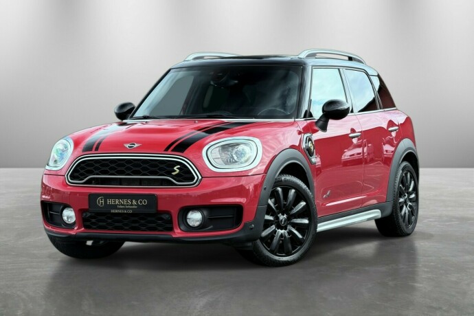 mini-countryman-elektrisitetbensin-2019-big-0