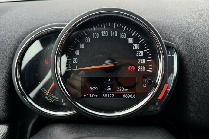 mini-countryman-elektrisitetbensin-2019-big-17