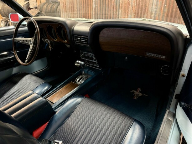 ford-mustang-bensin-1970-big-31