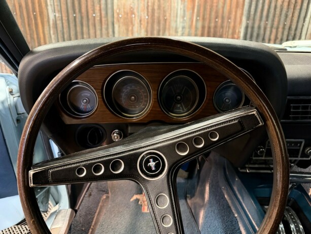 ford-mustang-bensin-1970-big-26