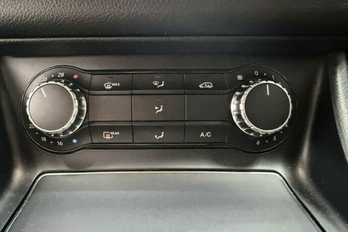 mercedes-benz-cla-bensin-2018-big-31