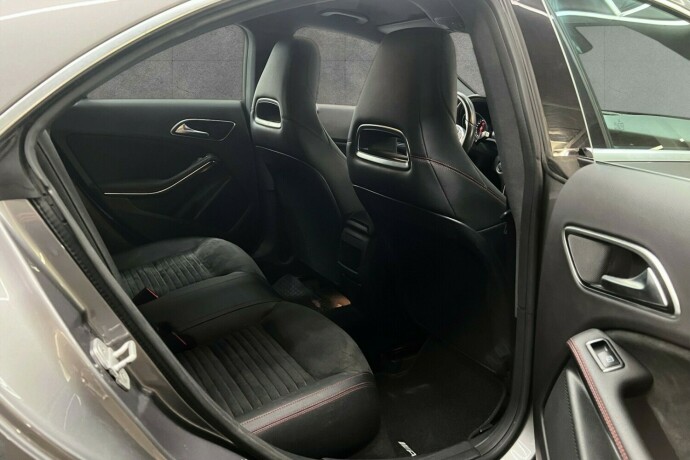 mercedes-benz-cla-bensin-2018-big-14