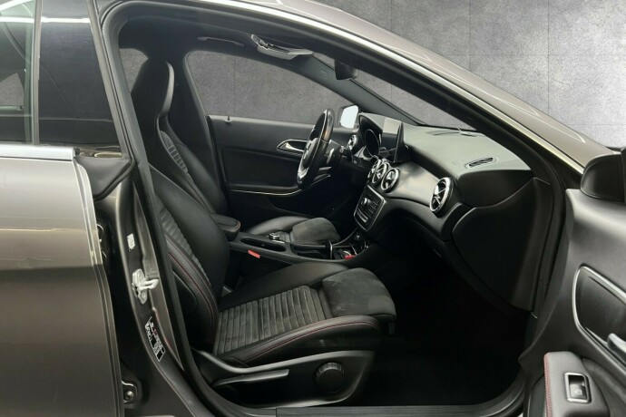 mercedes-benz-cla-bensin-2018-big-15