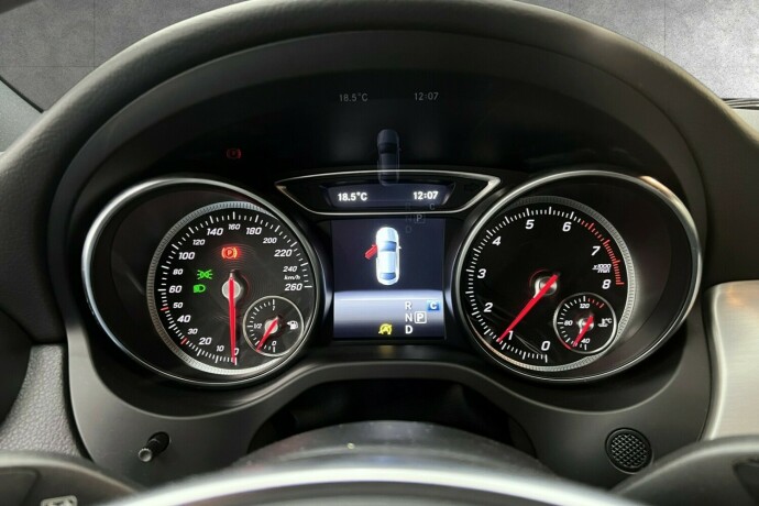 mercedes-benz-cla-bensin-2018-big-17