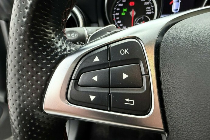 mercedes-benz-cla-bensin-2018-big-27