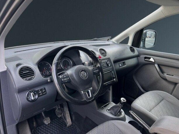 volkswagen-caddy-diesel-2012-big-9