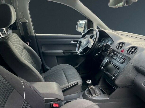 volkswagen-caddy-diesel-2012-big-11