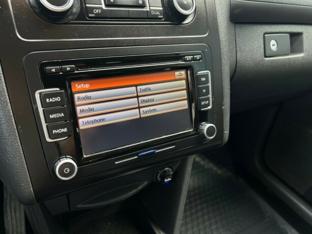 volkswagen-caddy-diesel-2012-big-15