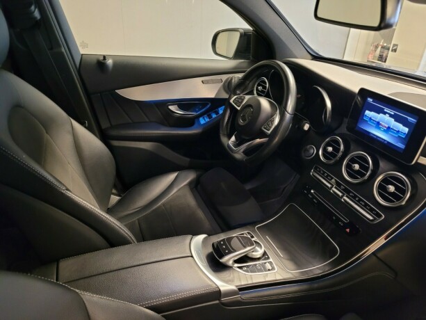 mercedes-benz-glc-plug-in-petrol-2018-big-17