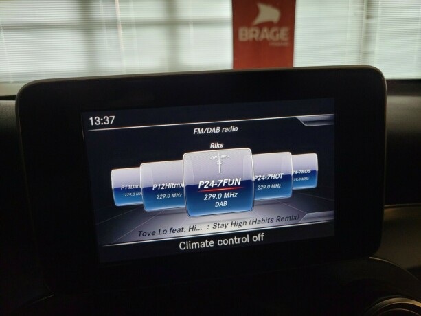 mercedes-benz-glc-plug-in-petrol-2018-big-50