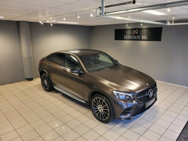 mercedes-benz-glc-plug-in-petrol-2018-big-1