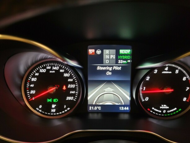 mercedes-benz-glc-plug-in-petrol-2018-big-34