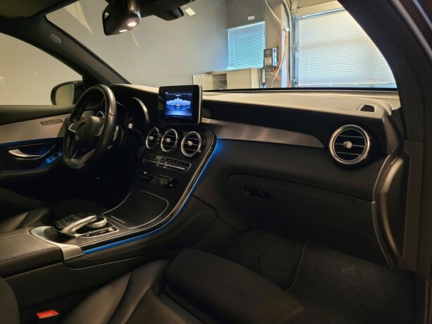 mercedes-benz-glc-plug-in-petrol-2018-big-16