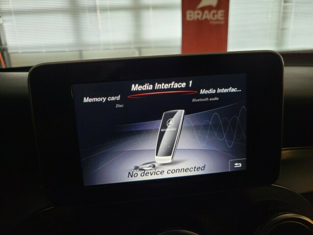 mercedes-benz-glc-plug-in-petrol-2018-big-58