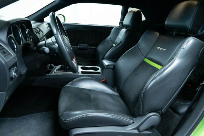 dodge-challenger-bensin-2011-big-8