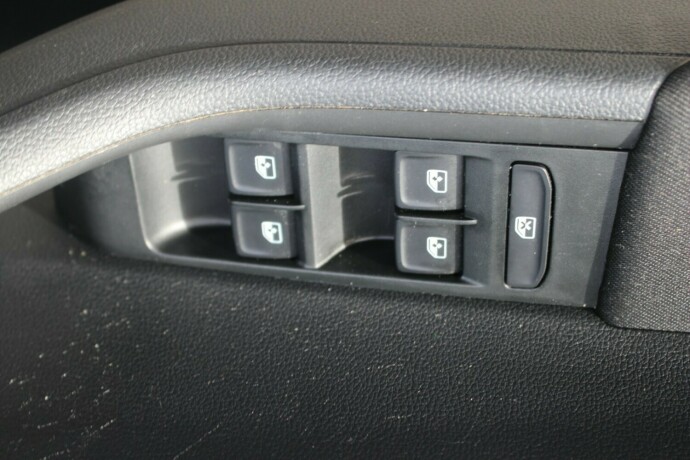 skoda-fabia-bensin-2019-big-6