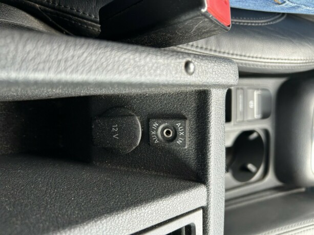 volkswagen-tiguan-diesel-2011-big-31