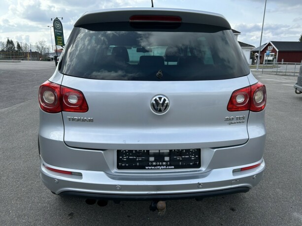 volkswagen-tiguan-diesel-2011-big-5