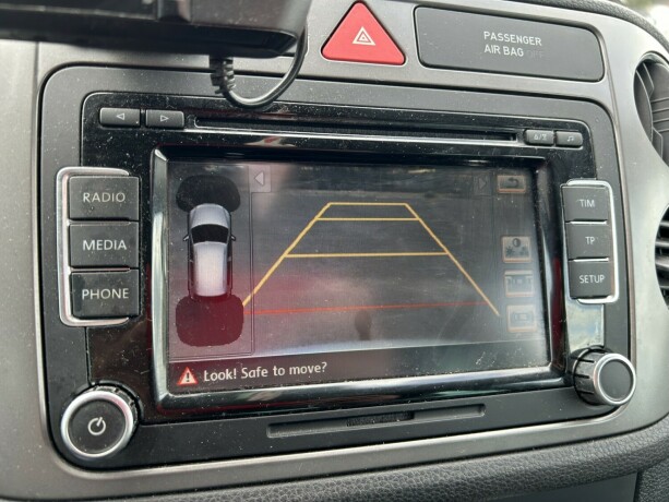 volkswagen-tiguan-diesel-2011-big-25