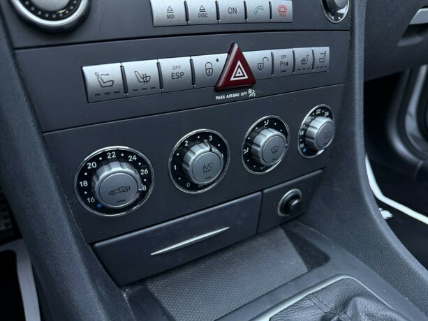 mercedes-benz-slk-bensin-2006-big-21