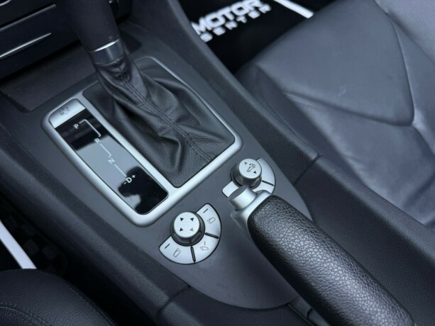 mercedes-benz-slk-bensin-2006-big-23