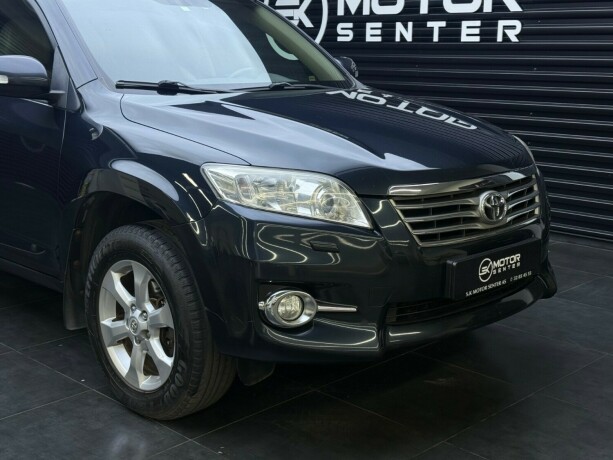 toyota-rav4-diesel-2010-big-2