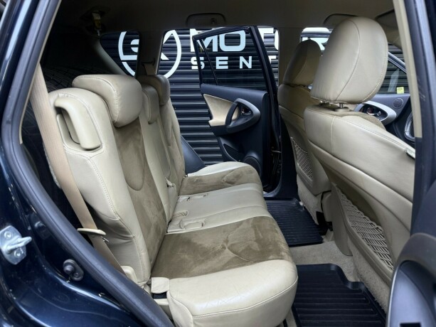 toyota-rav4-diesel-2010-big-27