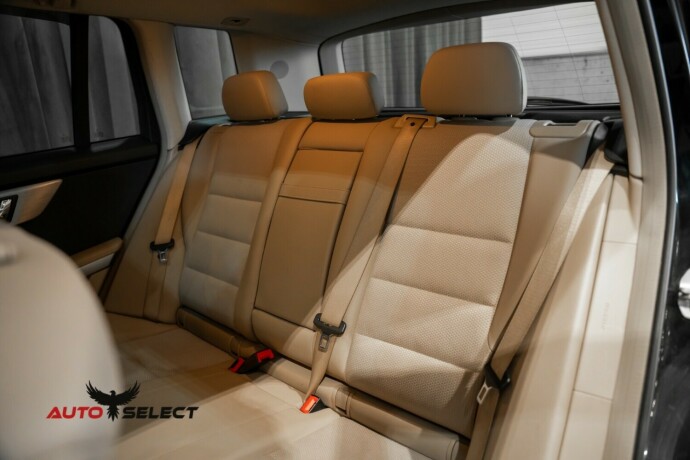 mercedes-benz-glk-diesel-2010-big-16