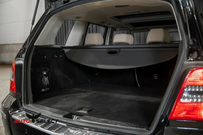 mercedes-benz-glk-diesel-2010-big-10