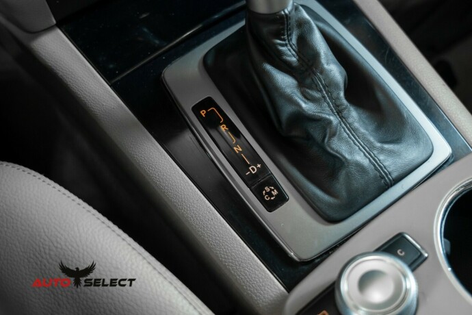 mercedes-benz-glk-diesel-2010-big-39