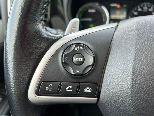 mitsubishi-outlander-elektrisitetbensin-2015-big-19