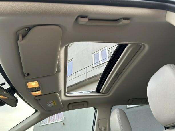 mitsubishi-outlander-elektrisitetbensin-2015-big-34