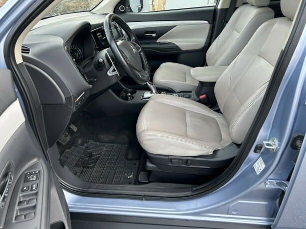 mitsubishi-outlander-elektrisitetbensin-2015-big-15