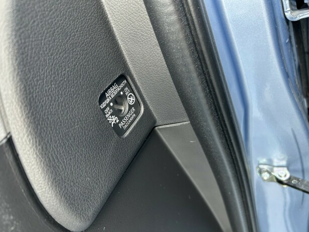 mitsubishi-outlander-elektrisitetbensin-2015-big-12