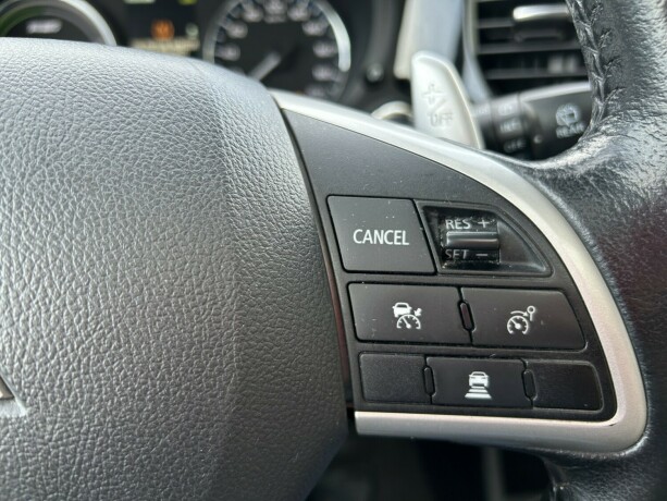 mitsubishi-outlander-elektrisitetbensin-2015-big-20