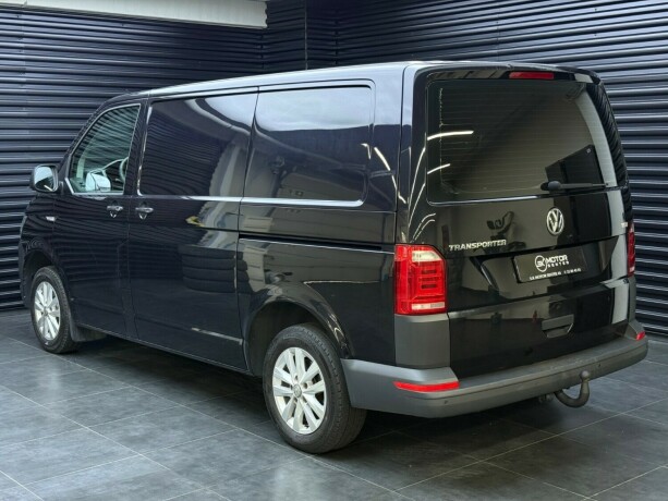 volkswagen-transporter-diesel-2018-big-1