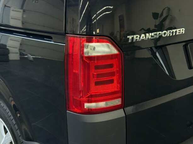 volkswagen-transporter-diesel-2018-big-6