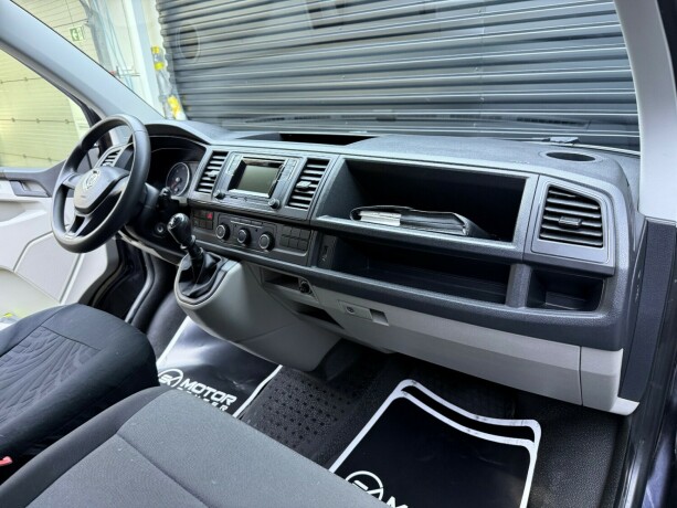 volkswagen-transporter-diesel-2018-big-10