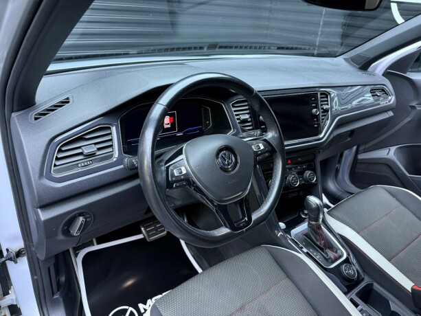 volkswagen-t-roc-diesel-2020-big-10